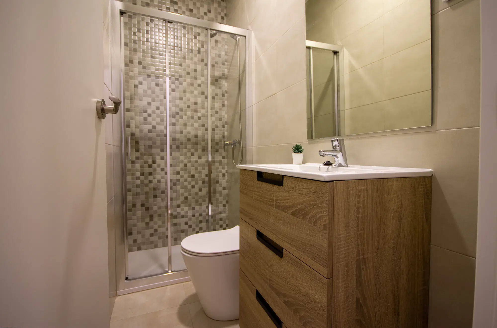 C/ De Sant Pau 52 Pr-Der Ciutat Vella, Barcelona – Bathroom