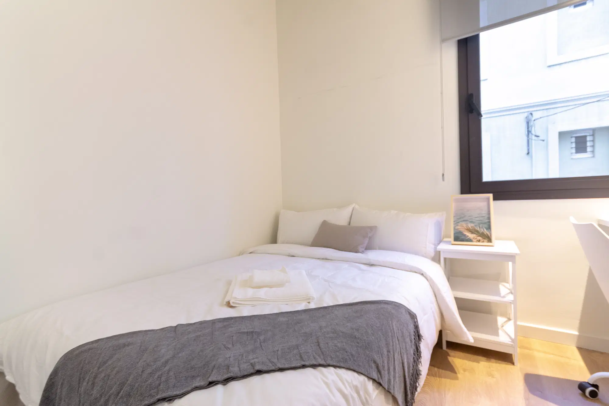 Carrer De Santa Peronella 13 1º Sarrià-Sant Gervasi, Barcelona – SPF1A0R2