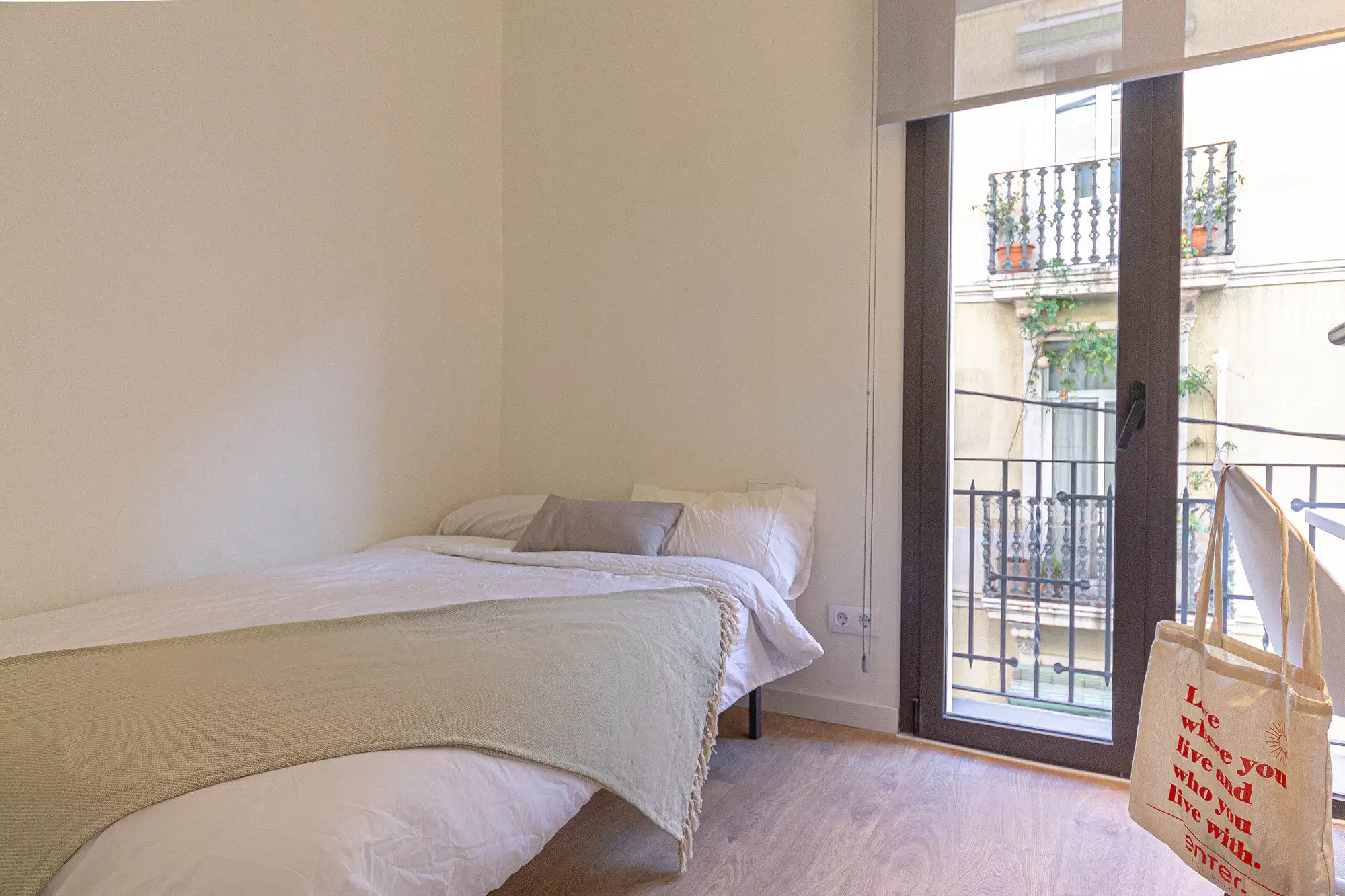 Carrer de Santa Peronella 13 2º Sarrià-Sant Gervasi, Barcelona