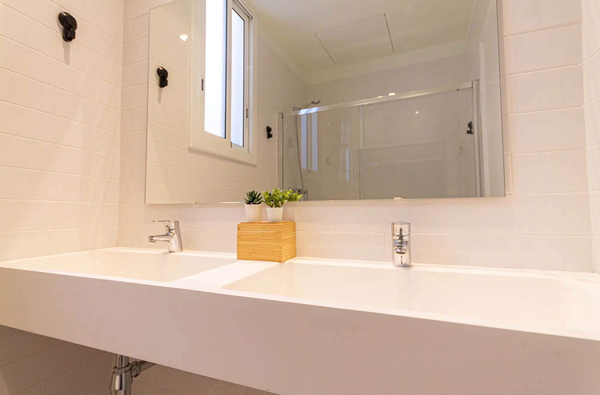 C/ De València 80 4- 1 L'Eixample, Barcelona – Bathroom