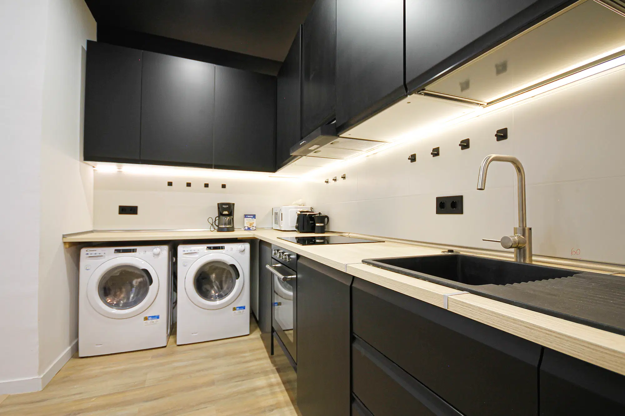 Carrer De La Mercè 26 Pr-1 Ciutat Vella, Barcelona – Kitchen