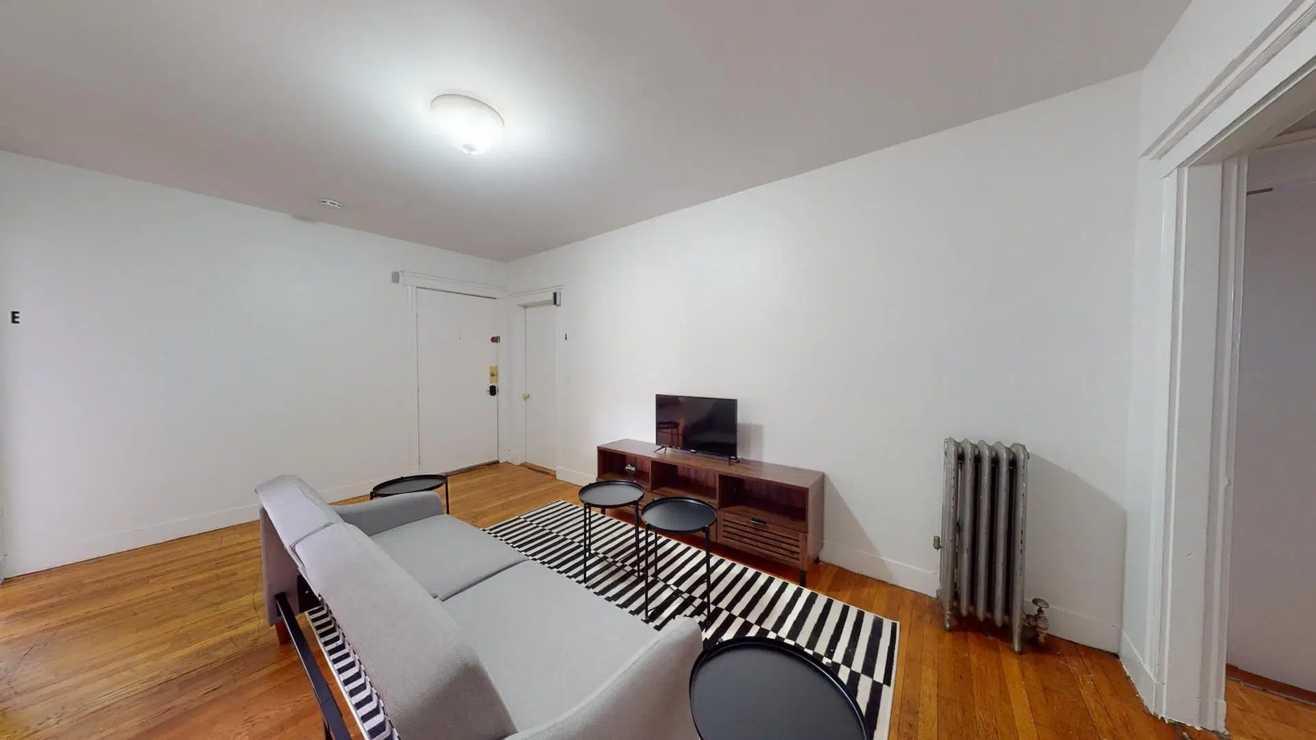 June Homes 02445, Boston – Common Area