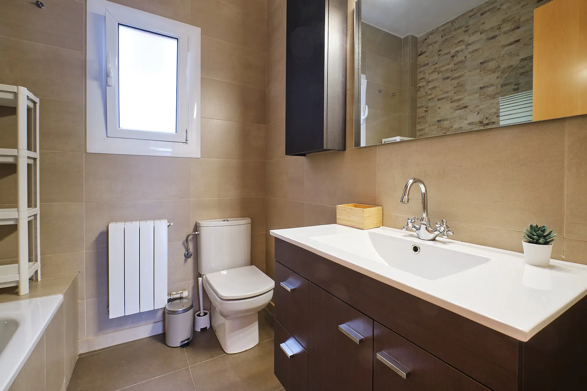 C/ De Rocafort 250 5-2 L'Eixample, Barcelona – Bathroom