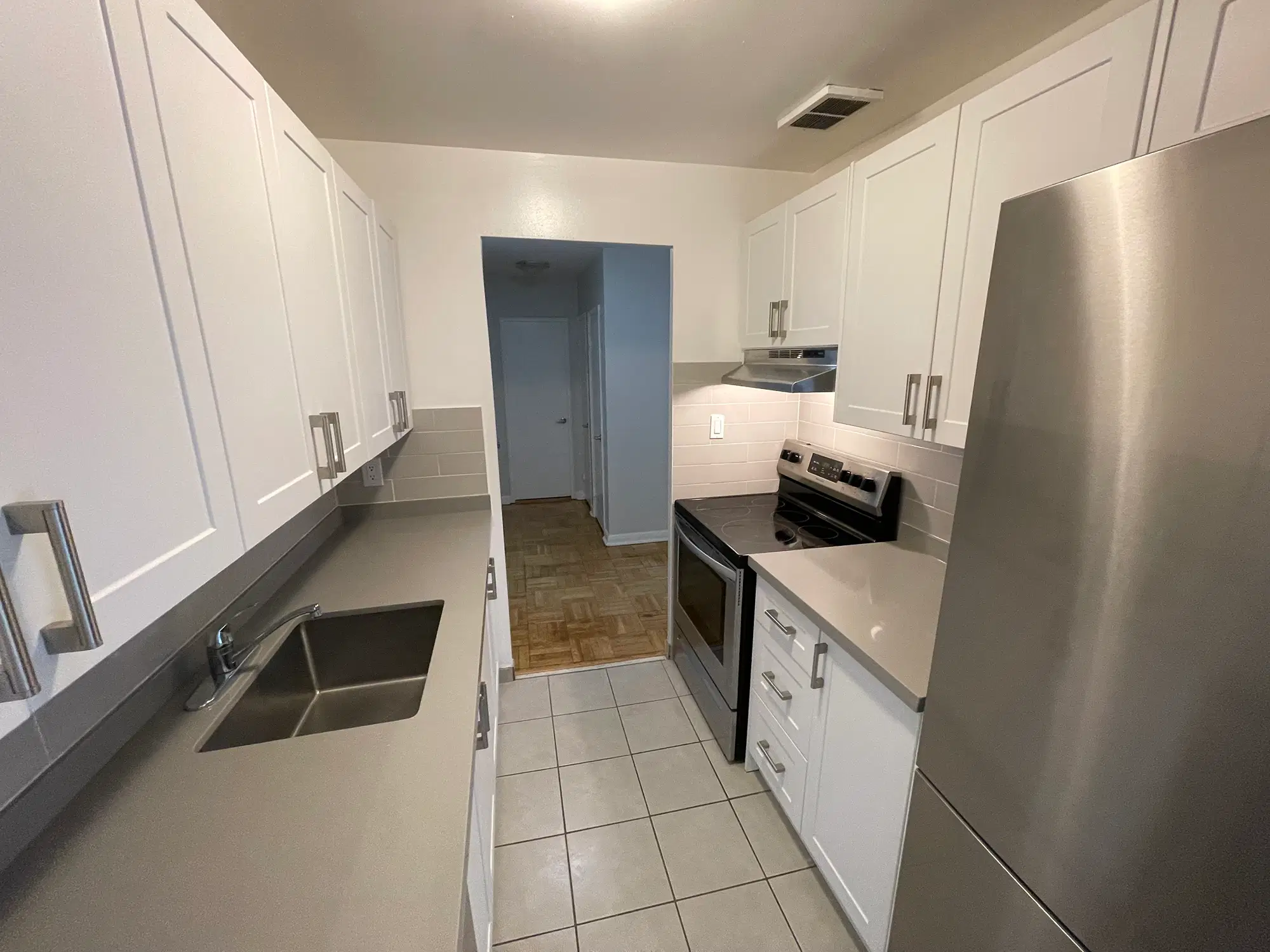 Heath Street, Toronto – Kitchen