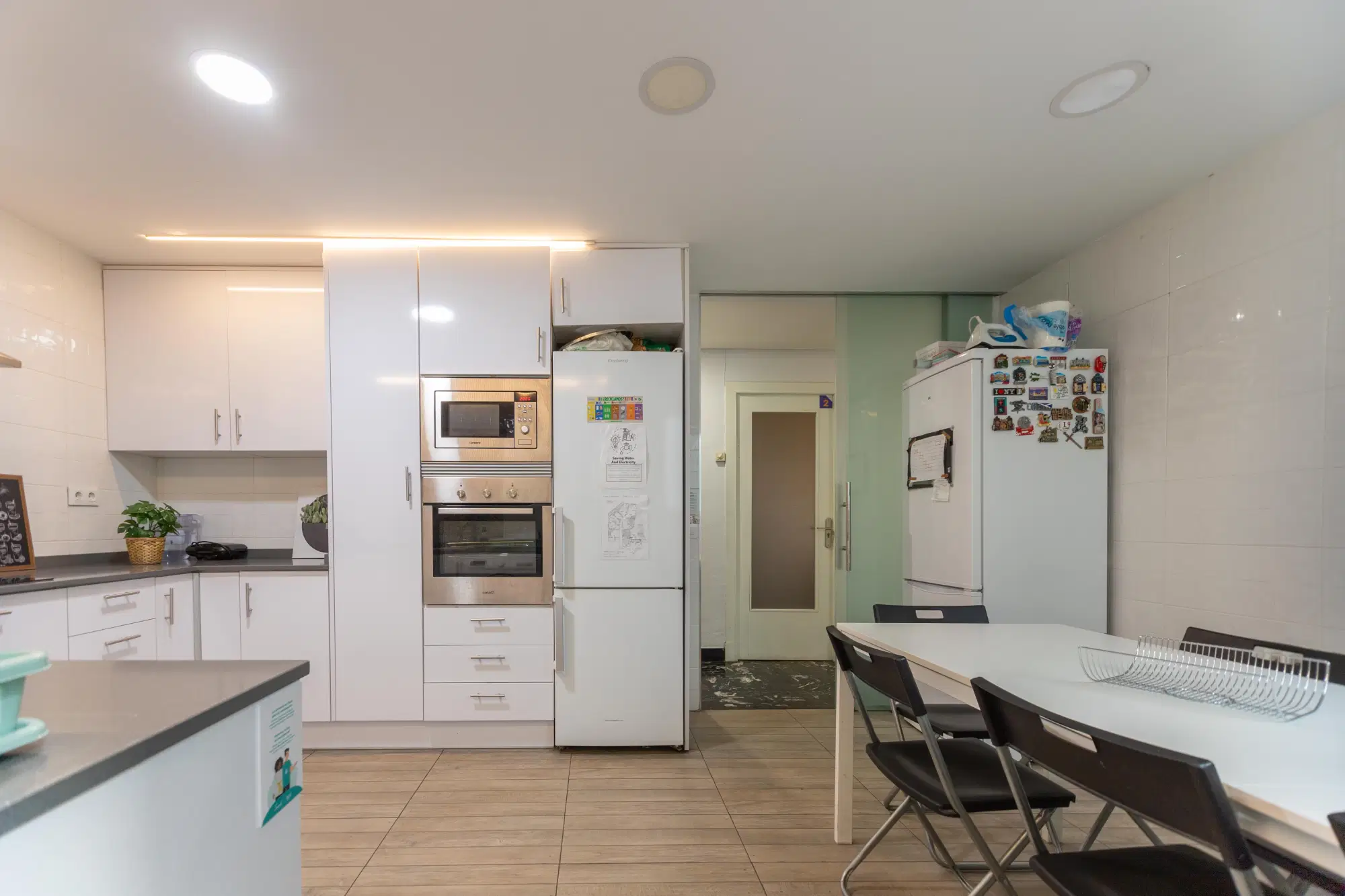 Periodista Azzati, Valencia – Kitchen