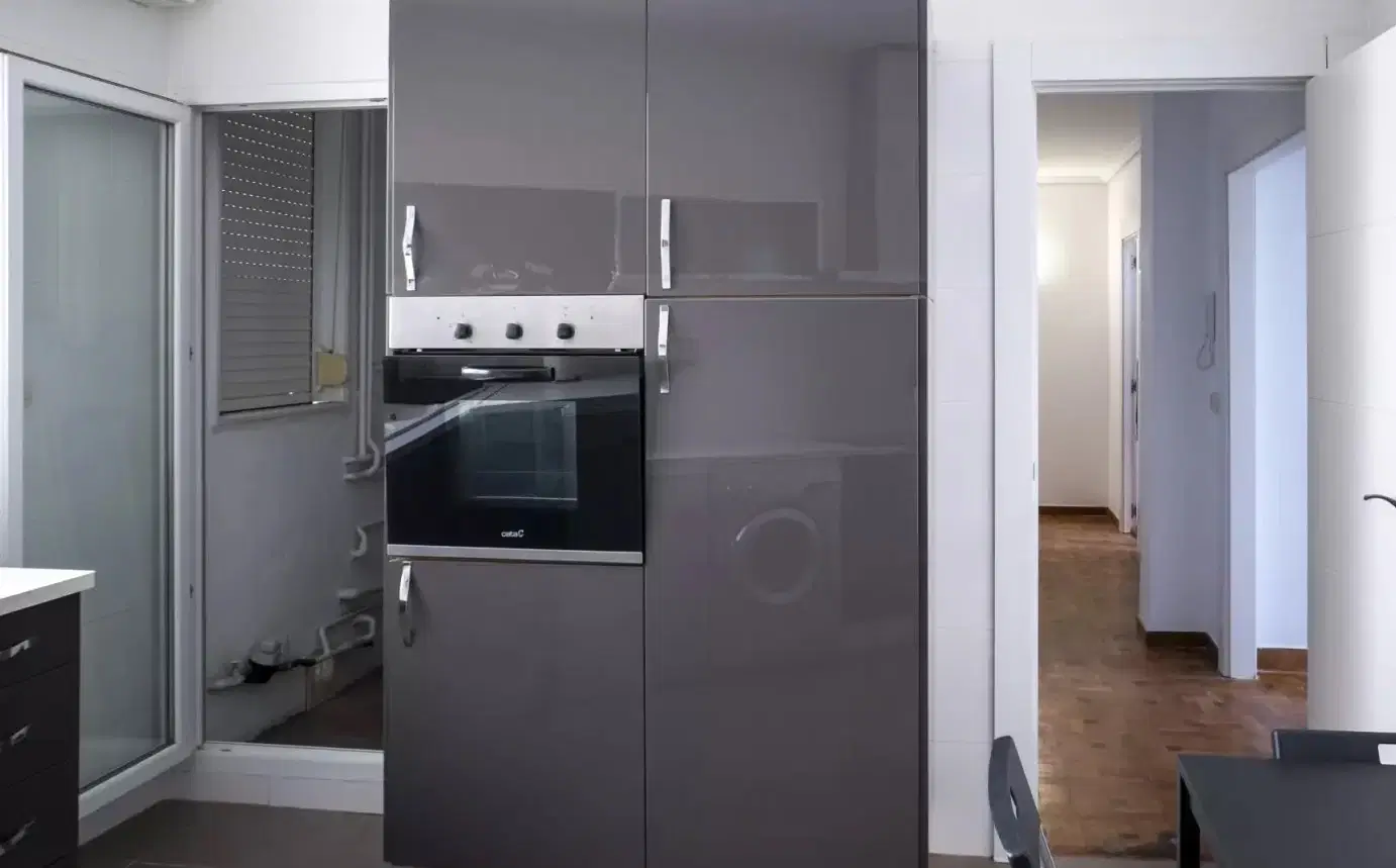 Plaza San Agustín, Valencia – Kitchen