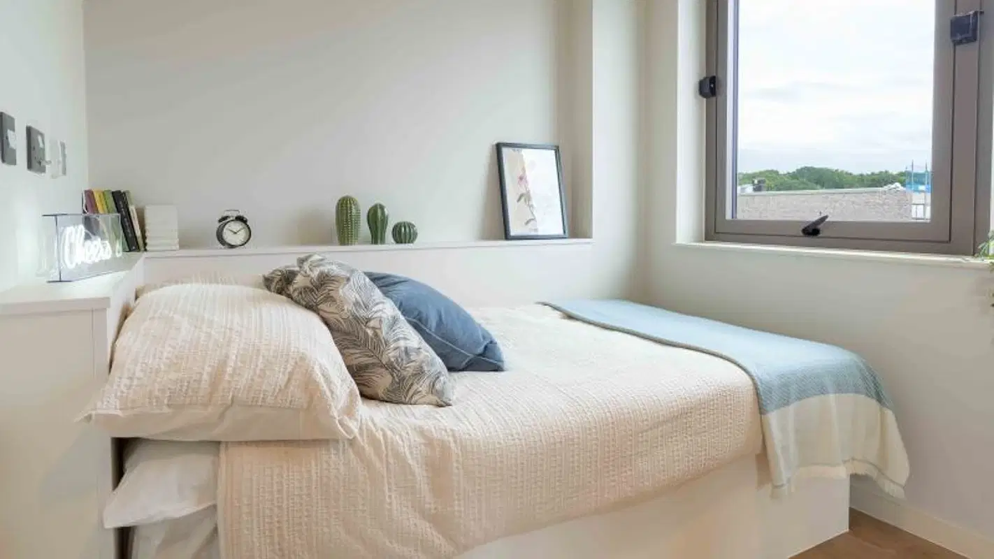 iQ Longwood Place, Warwick – Diamond Studio