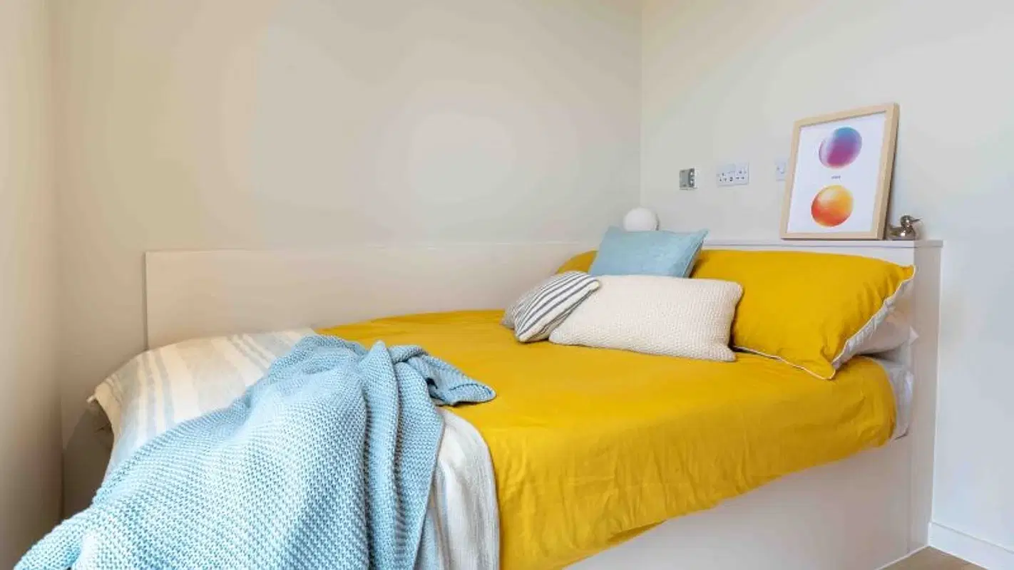 iQ Longwood Place, Warwick – Platinum En Suite