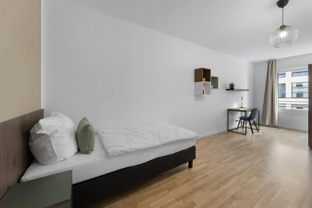 Friedrichstrasse 63, Berlin – Private Room (FR.42.1)