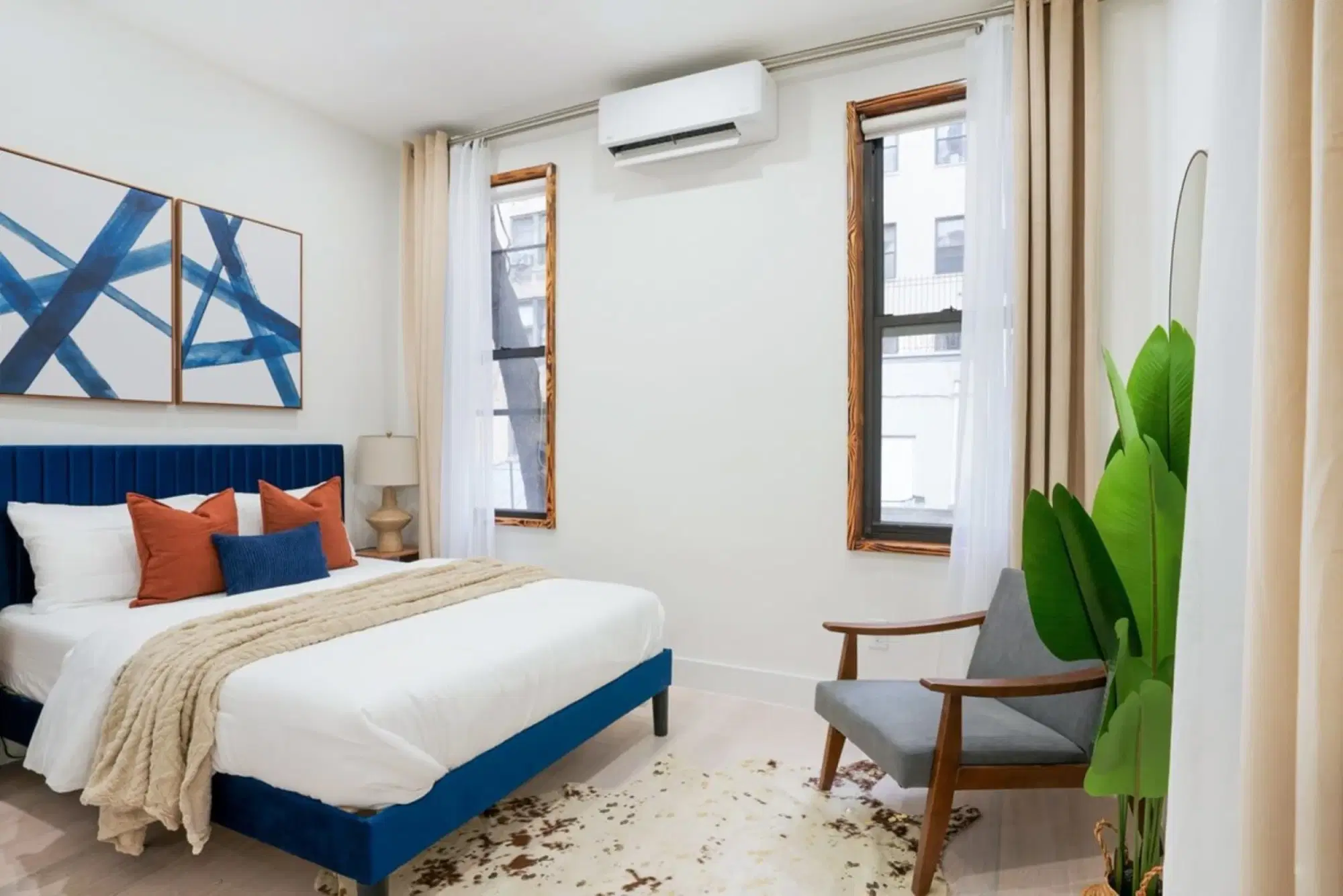 Urban 317, New York – #317-1D: Room in 2 Bedroom and 1.5 Bathroom