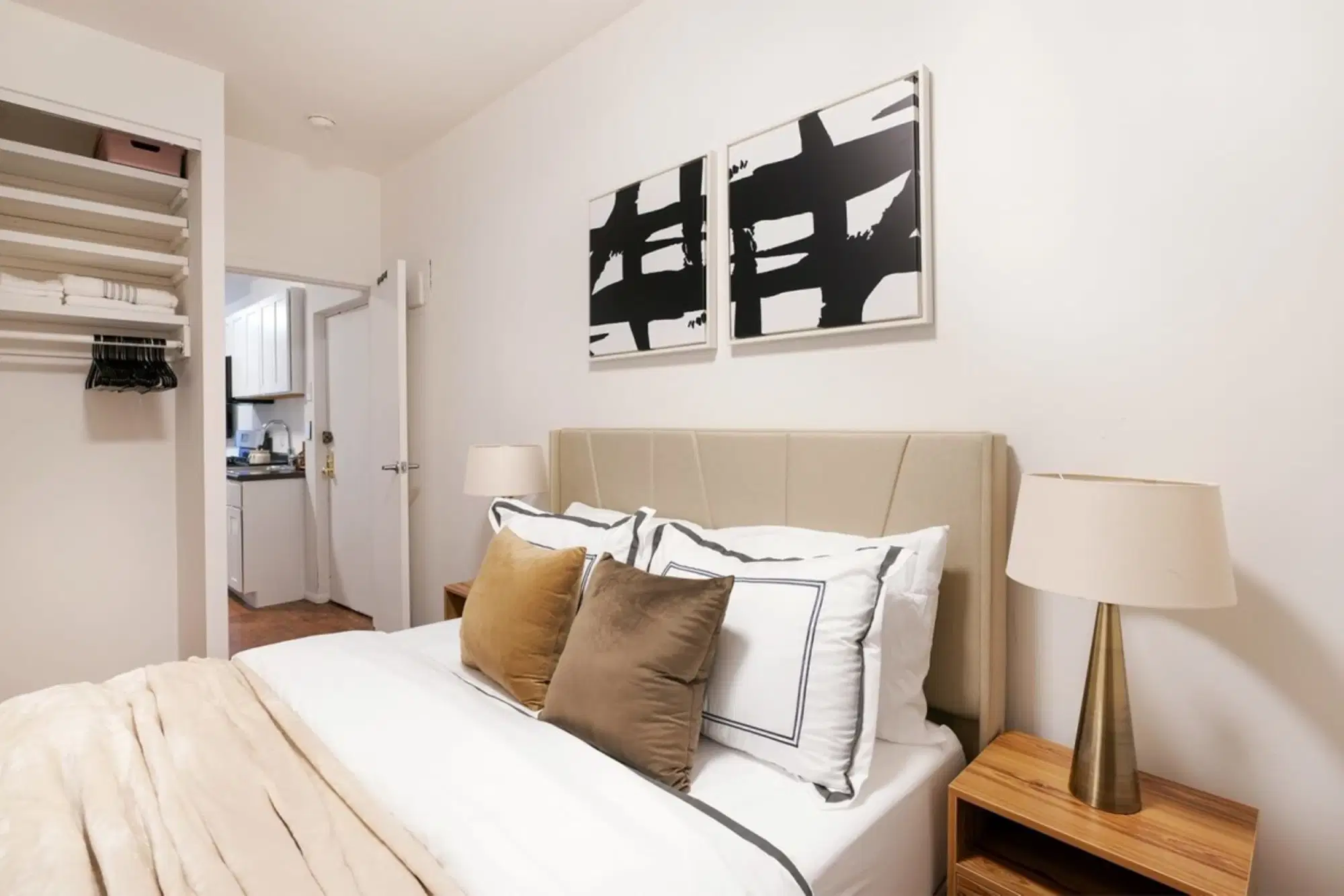 Urban 1288, New York – #1288-3RN: Room in 1 Bedroom and 1 Bathroom