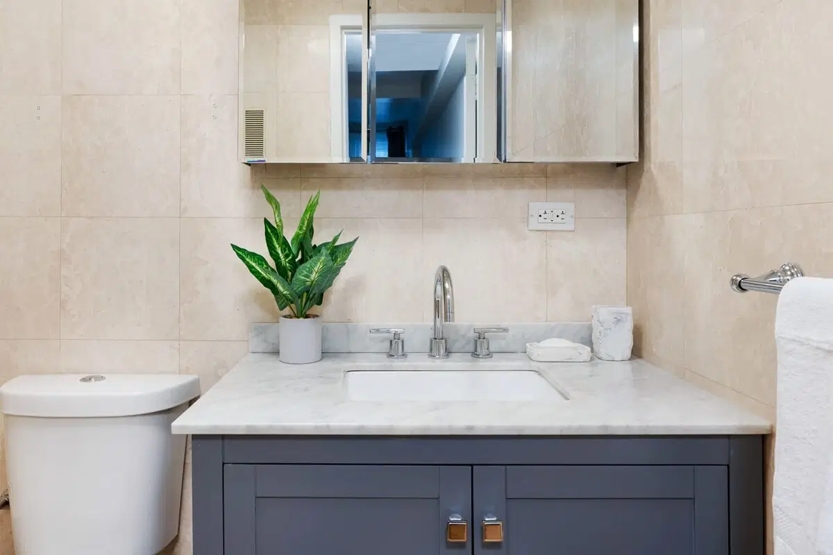 Urban 73, New York – 2 Bed 2 Bath