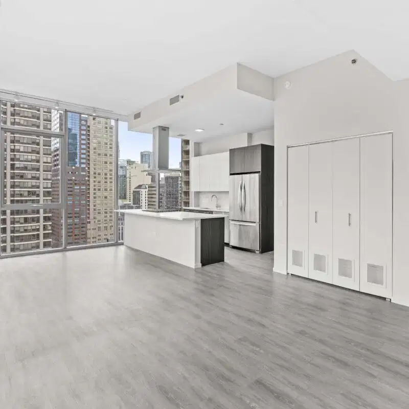 The Residences At 8 E Huron, Chicago