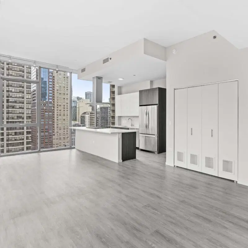 The Residences At 8 E Huron, Chicago