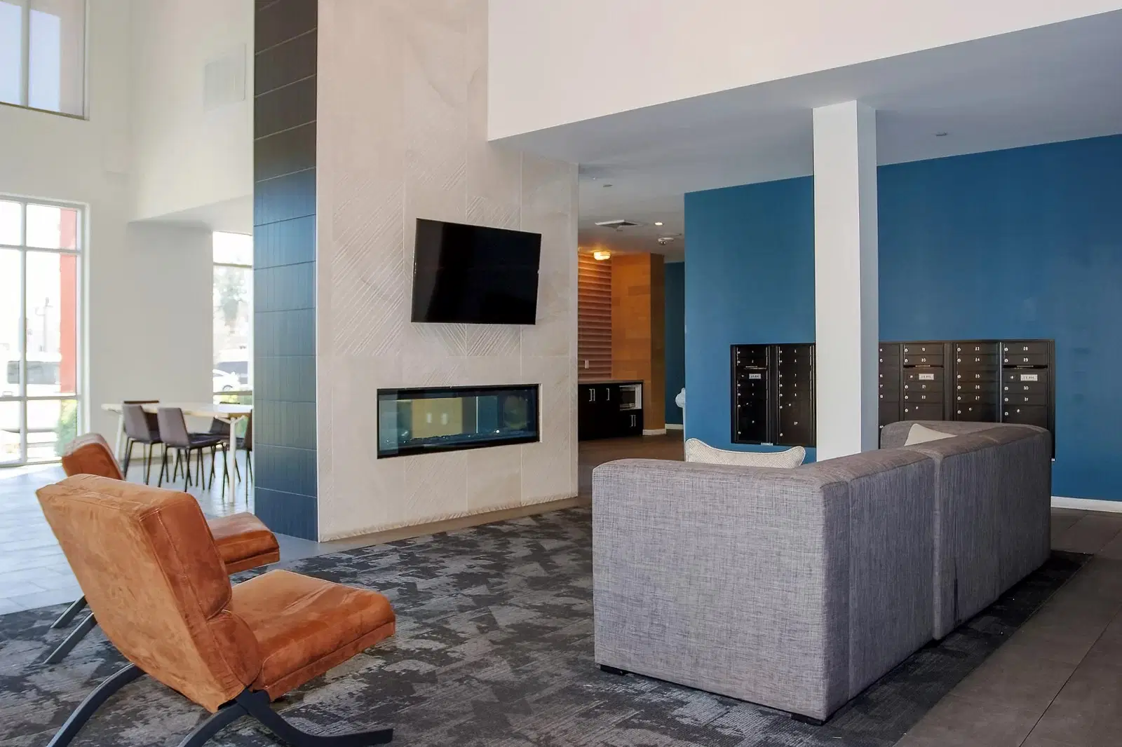 Array on Apache, Tempe – Common Area