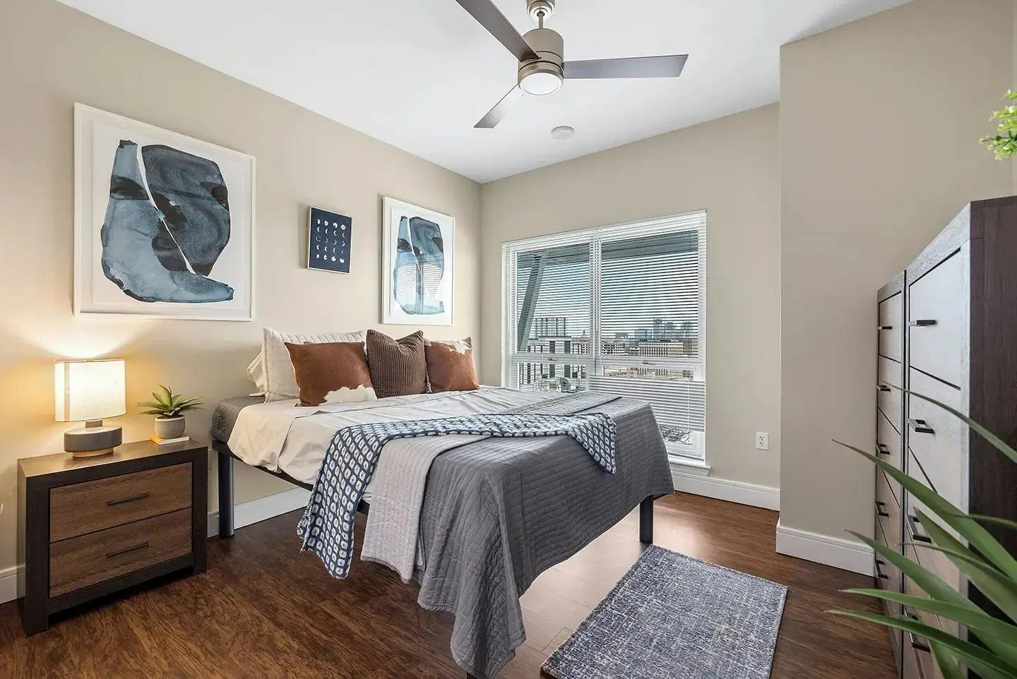 21 Rio, Austin – Room in 3 Bedroom 2 Bathroom