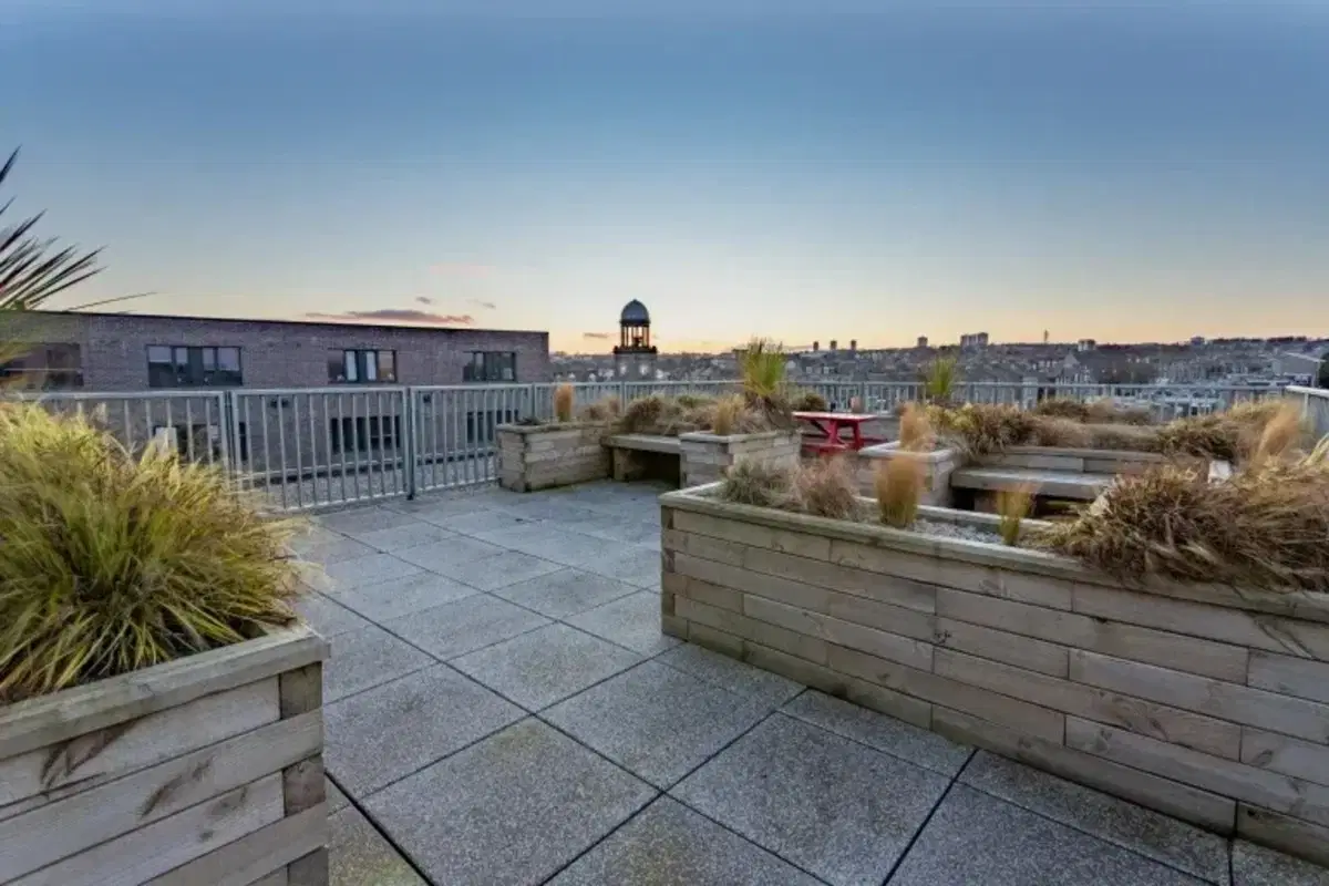 Powis Place, Aberdeen – Exterior