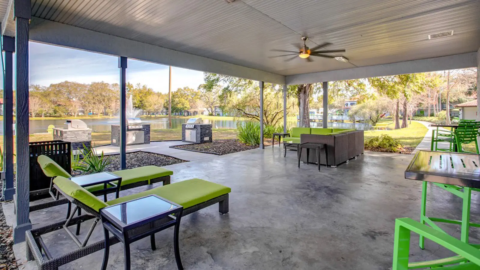 ULake Apartments, Tampa – Common Area