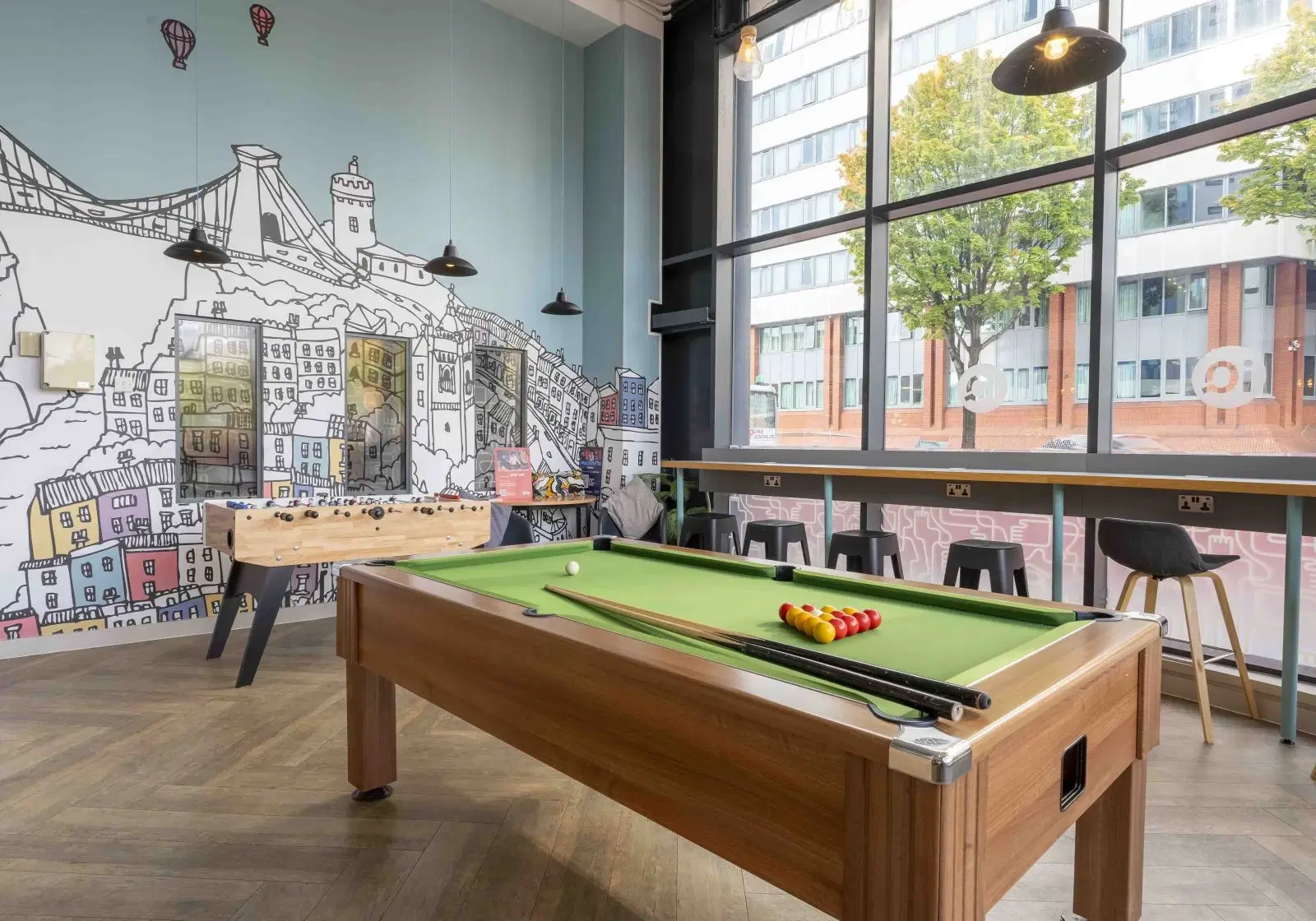 iQ Bristol, Bristol – Amenities