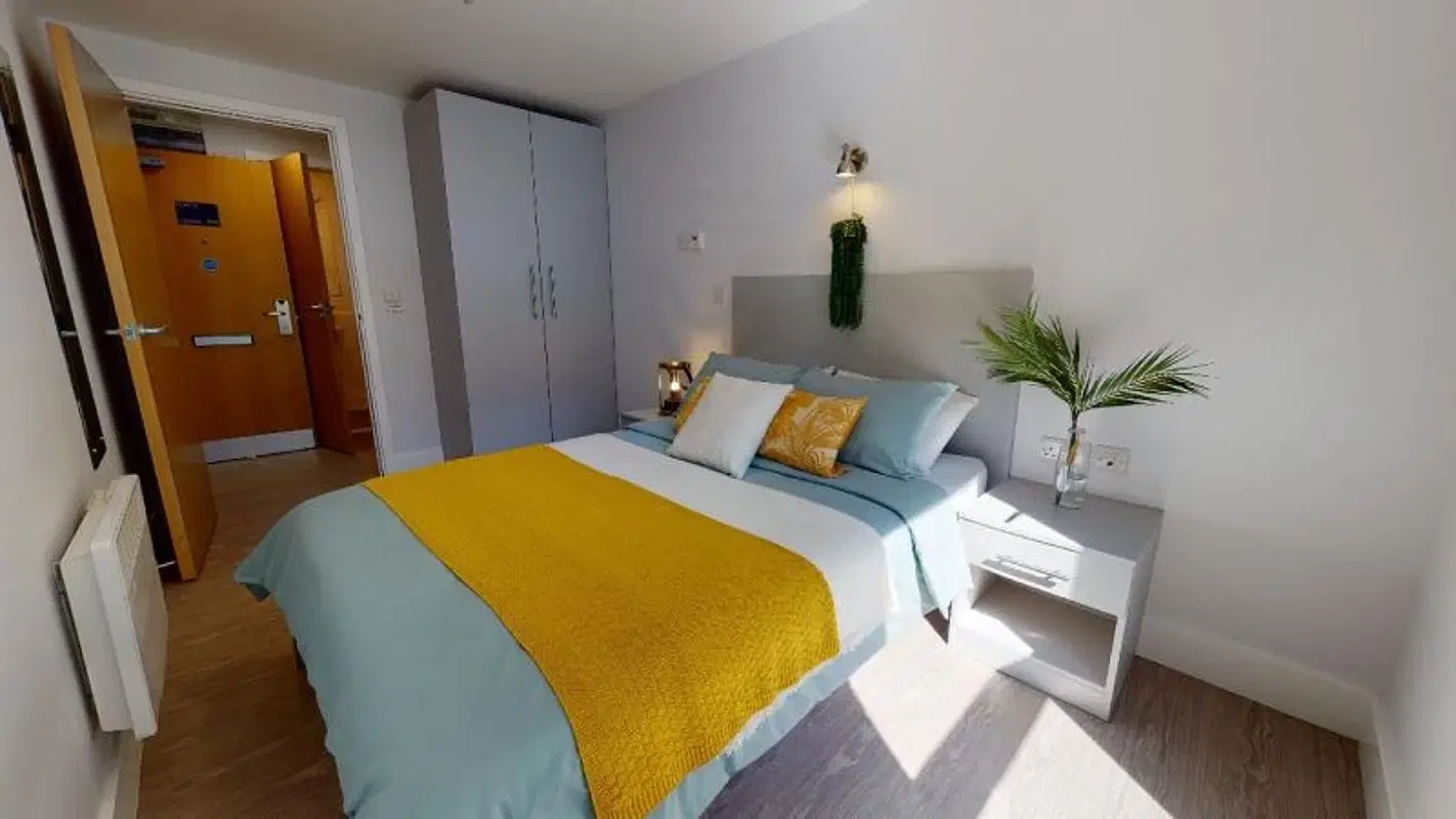 iQ Grove, Edinburgh – 1 Bed Apartment
