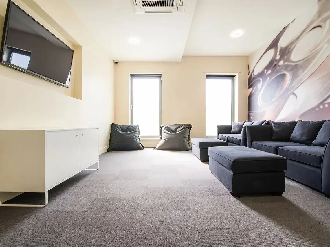 Yugo Canal Point, Edinburgh – Common Area