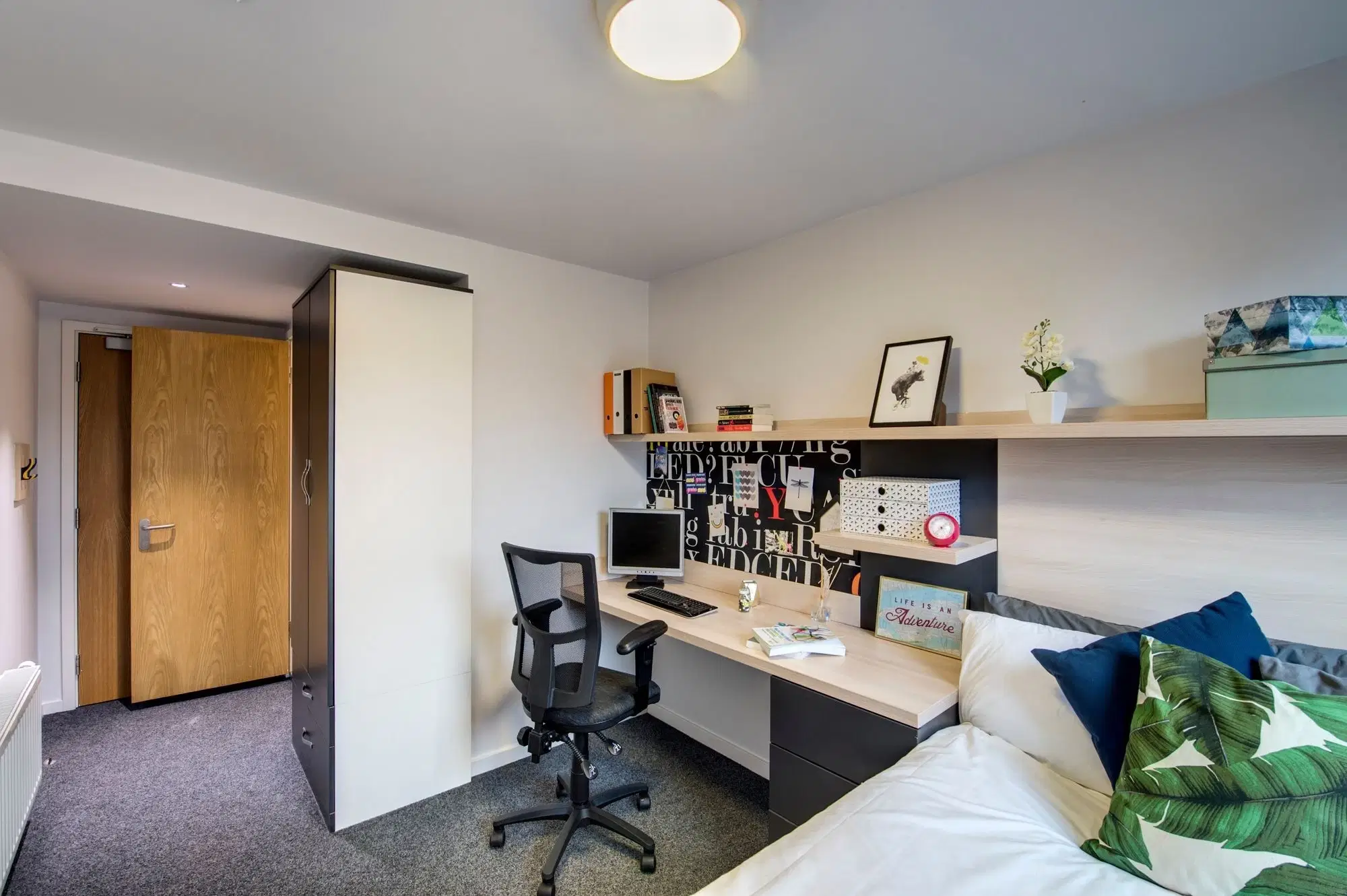 West Village, Glasgow – Premium DDA Ensuite