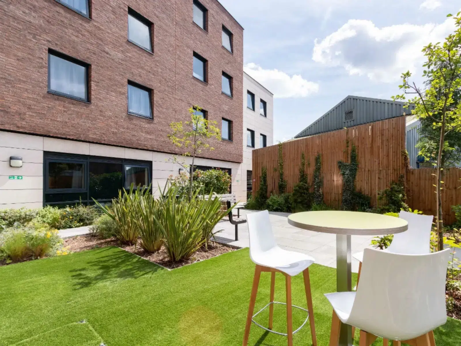 AXO Kingston, Kingston Upon Thames – Exterior