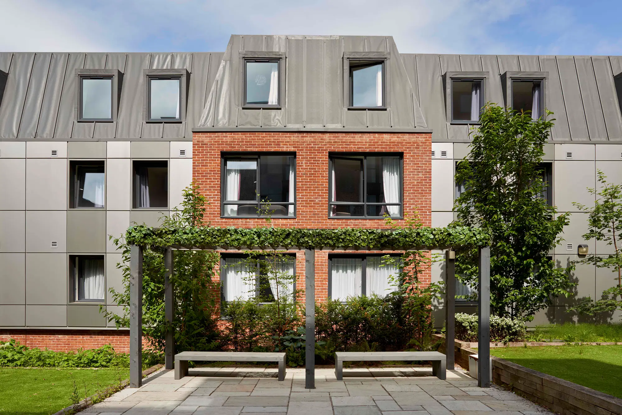ASA Briggs House, Leeds – Exterior