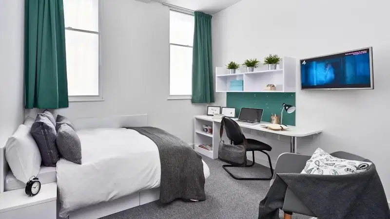 The Glassworks, Leicester – Premium Studio