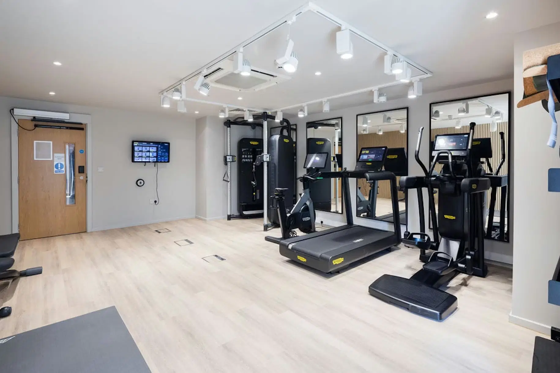 Byrom Point, Liverpool – Amenities
