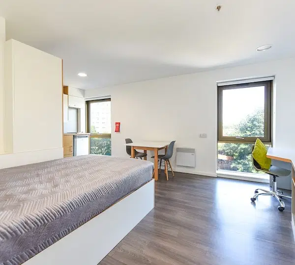 Byrom Point, Liverpool – Studio Gold