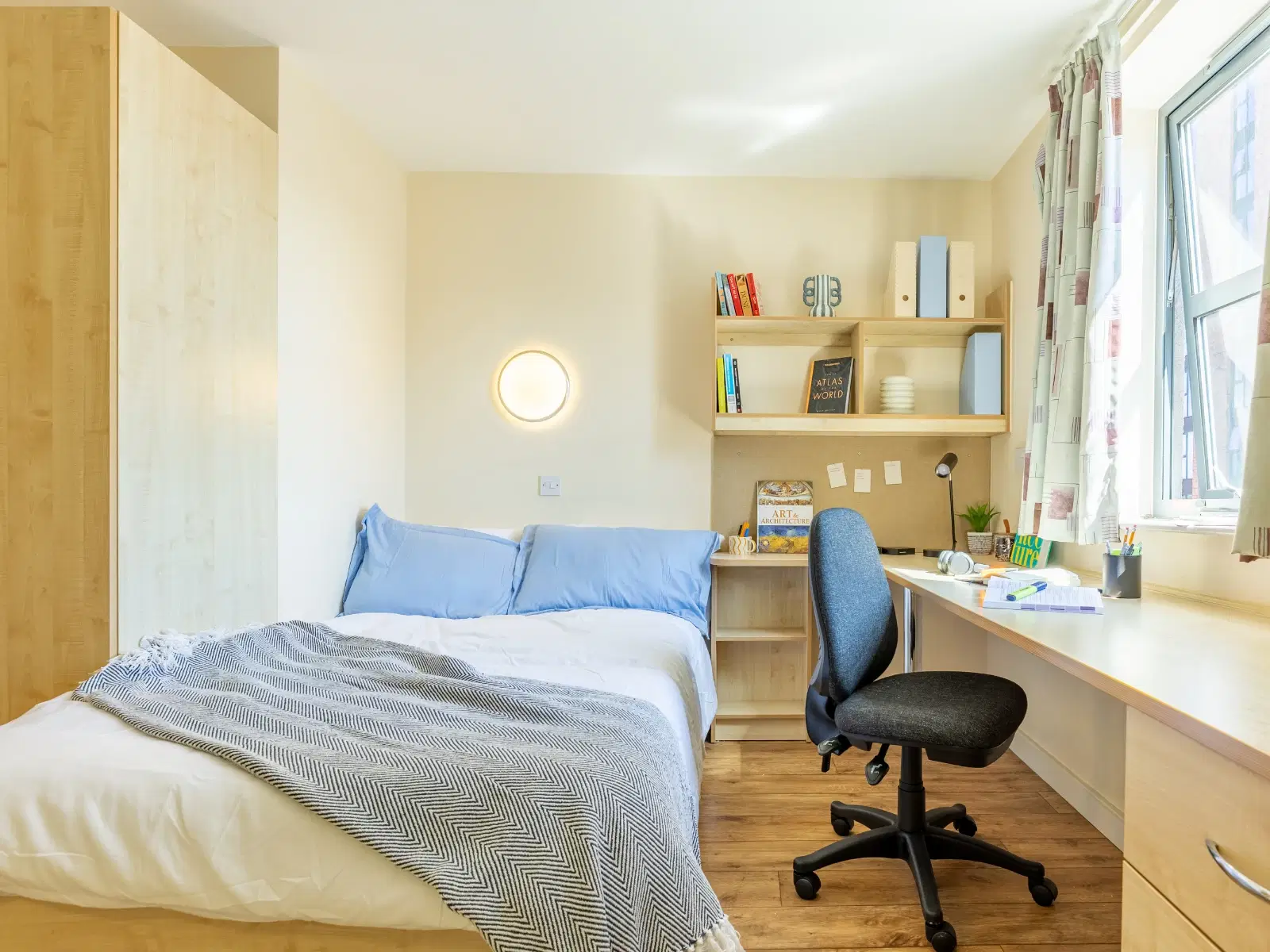 Europa, Liverpool – Gold En Suite