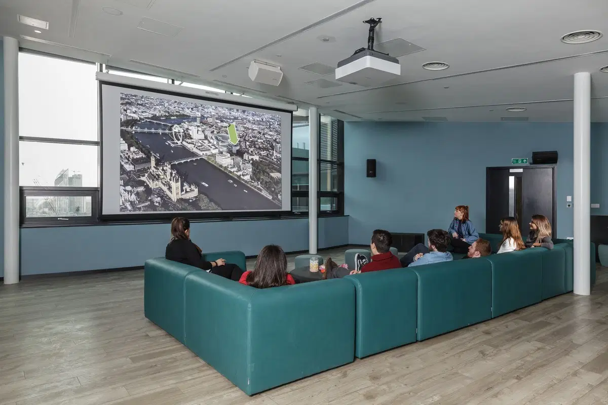 Urbanest Westminster Bridge, London – Common Area