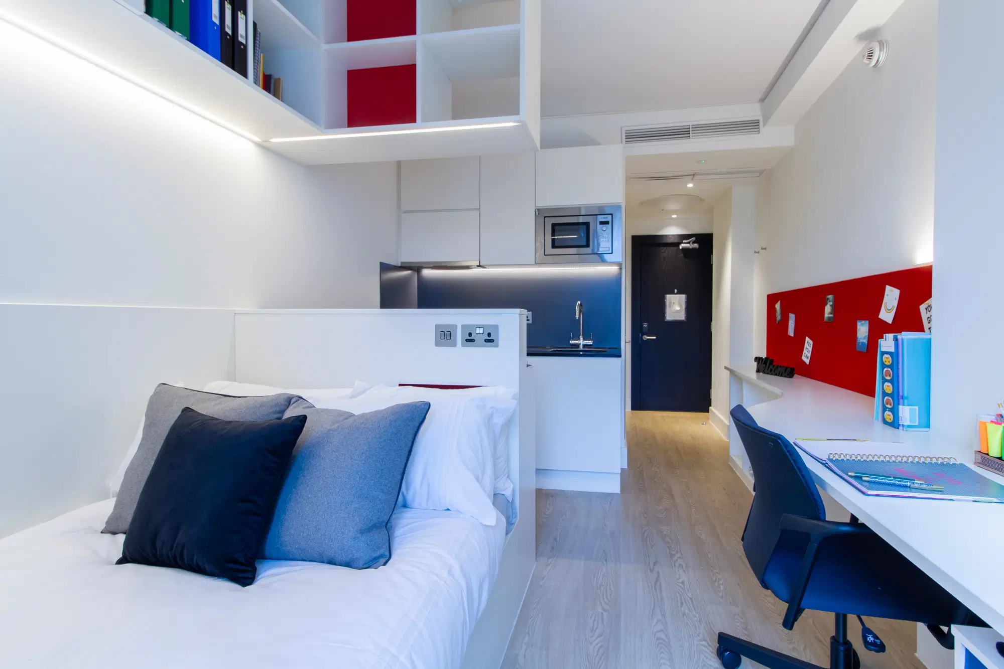 Spring Mews, London – Silver Studio