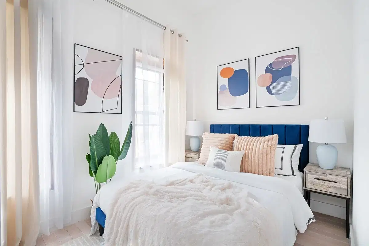 Urban 48, New York