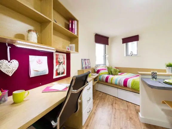 Quebec House, Kingston-Upon-Thames – Platinum Plus Studio