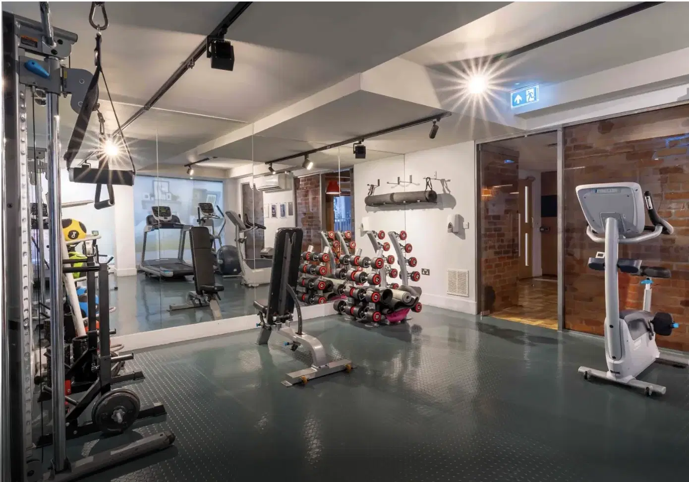 iQ Magenta House, London – Amenities