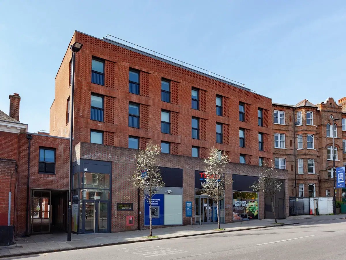 Academic House, London – Exterior