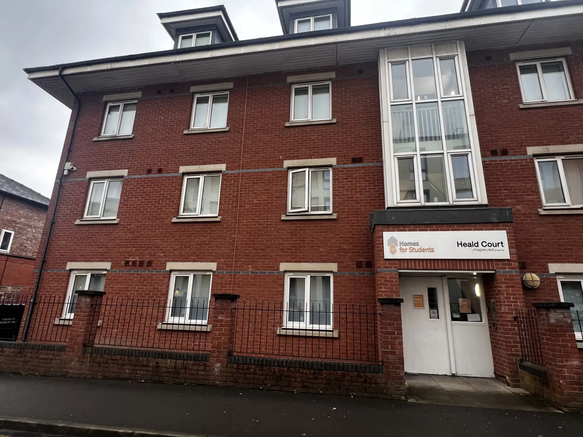 Heald Court, Manchester – Exterior