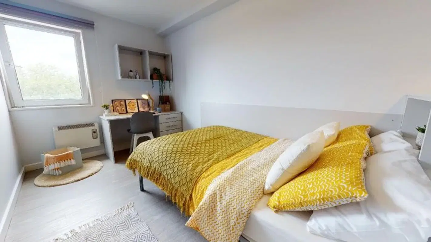iQ Wilmslow Park, Manchester – Platinum En Suite