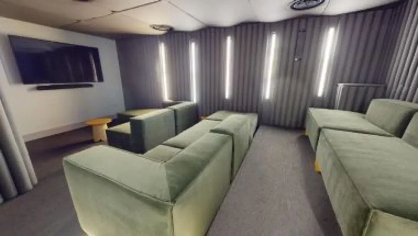 iQ Lambert & Fairfield House, Manchester – Amenities