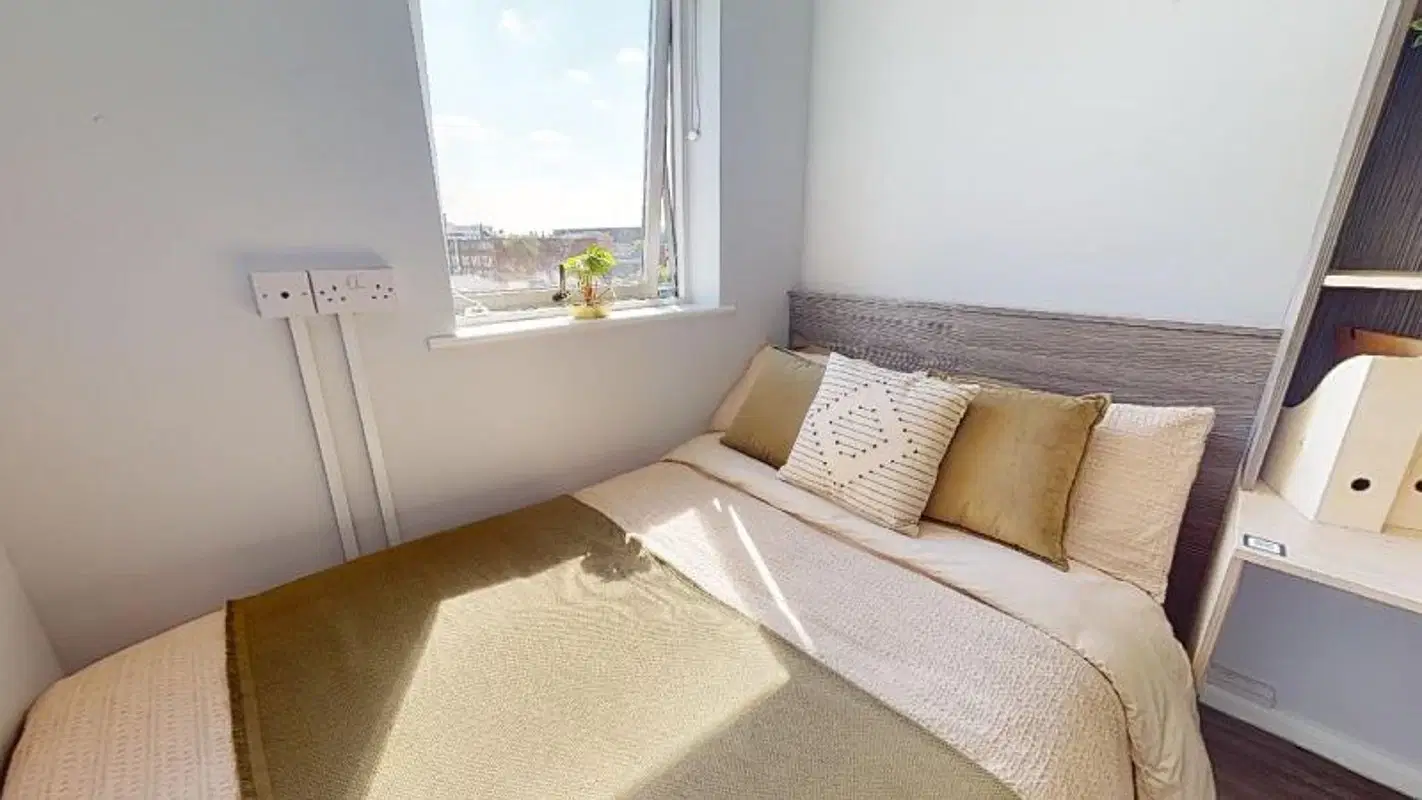 iQ Lambert & Fairfield House, Manchester – Silver 3 Bed Apartment