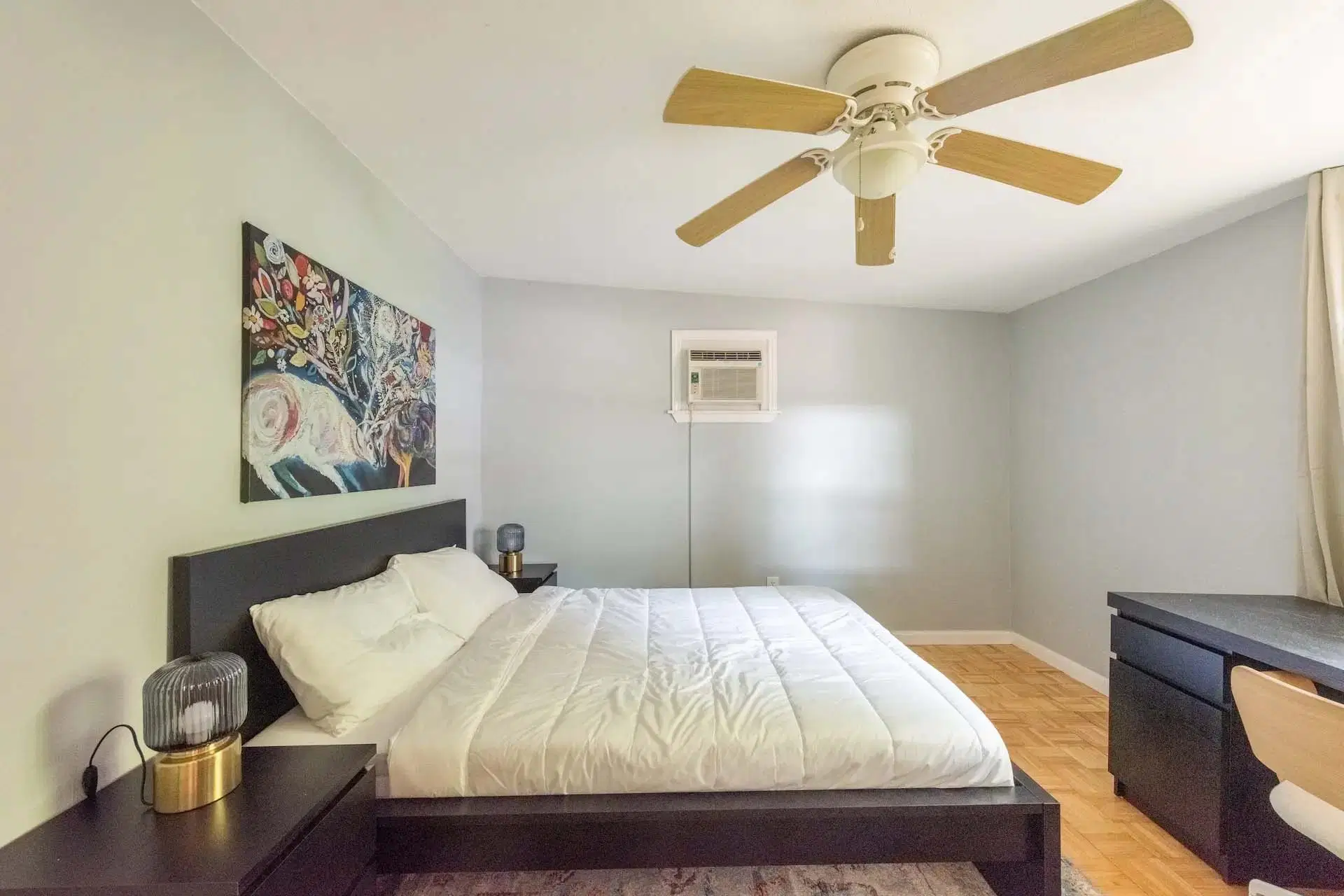 June Homes 78702, Austin – #1304C: East Cesar Chavez