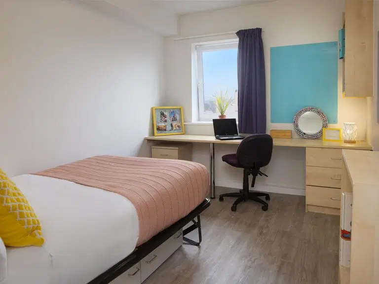 Yugo Knoll Court, Newcastle