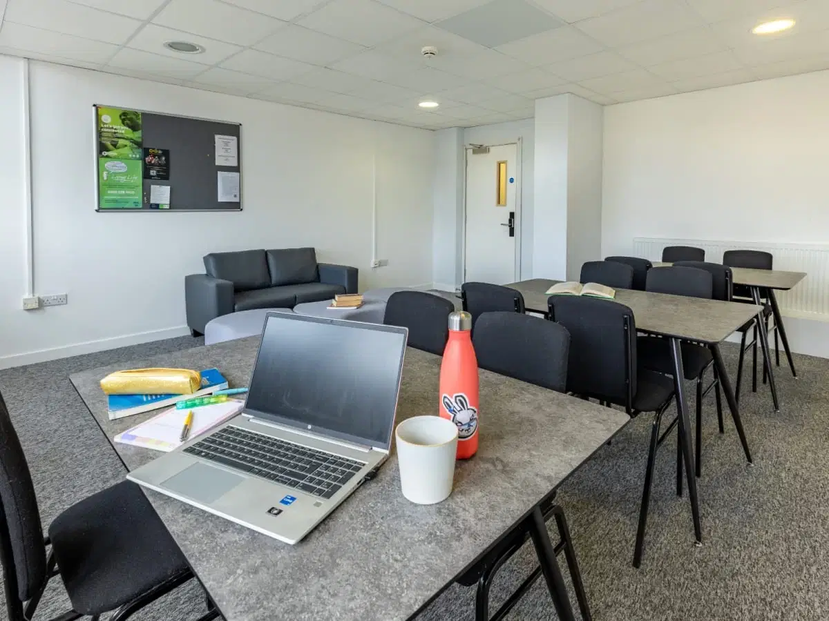 MyPad Paisley, Paisley – Amenities