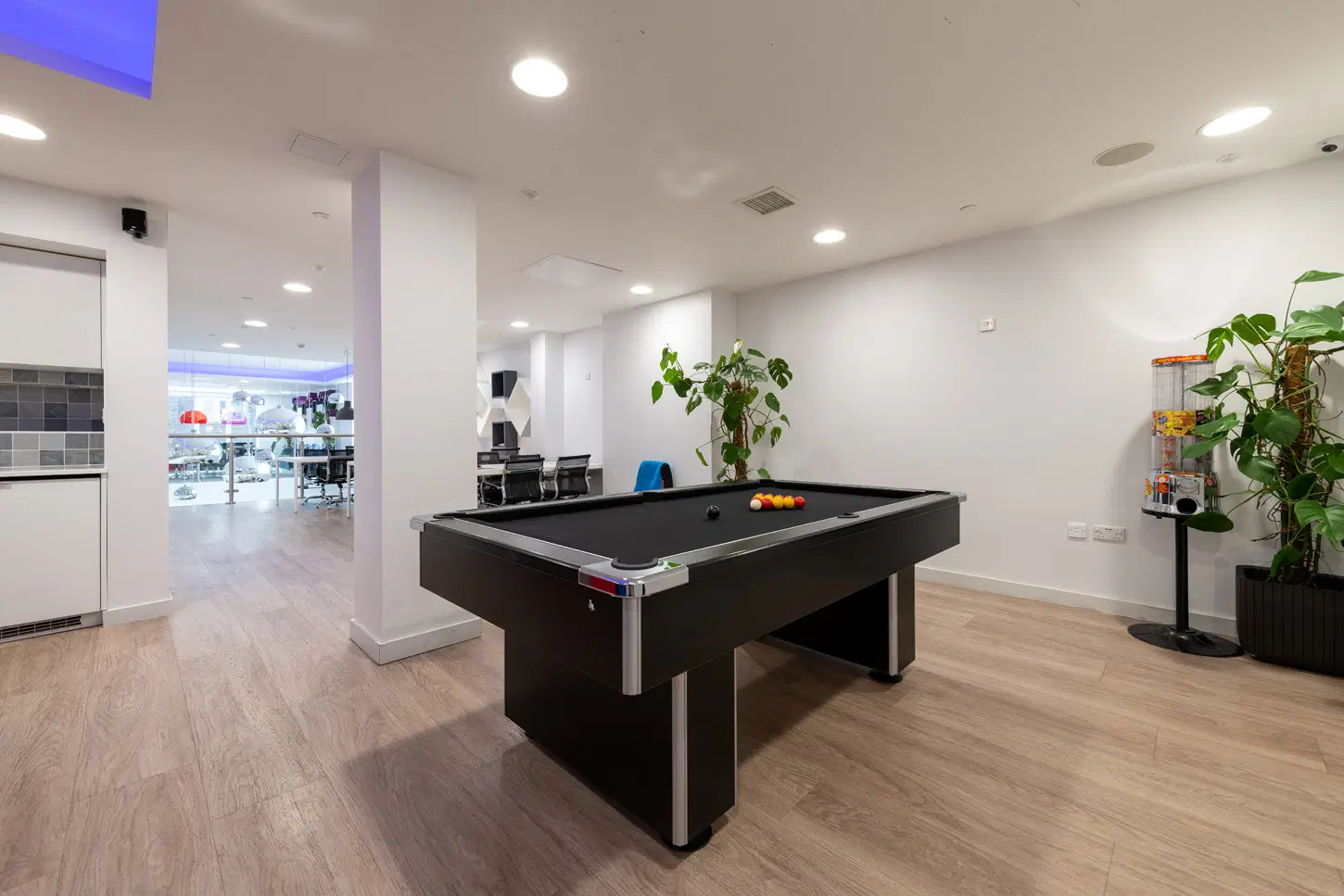 Collegiate Middle Street, Portsmouth – Amenities
