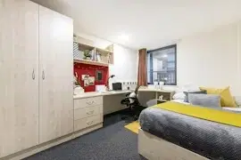 Sheffield 3, Sheffield – Ensuite Silver