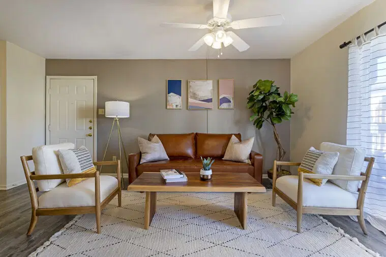 The Halston, College Station – Common Area