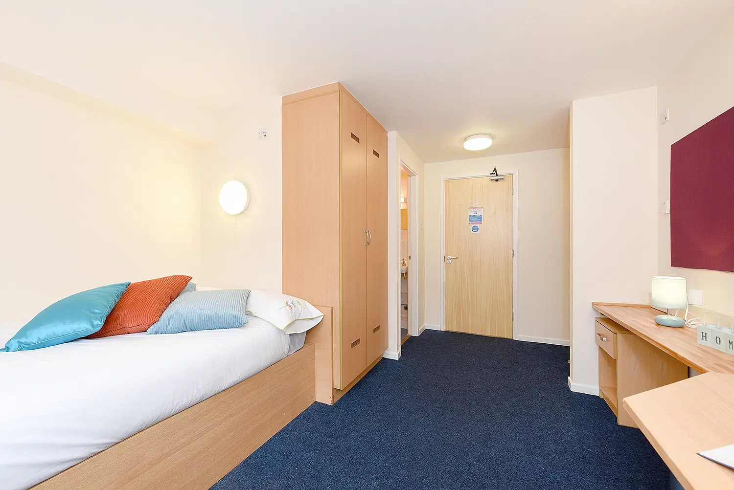 Snowdon Hall, Wrexham – Ensuite Gold