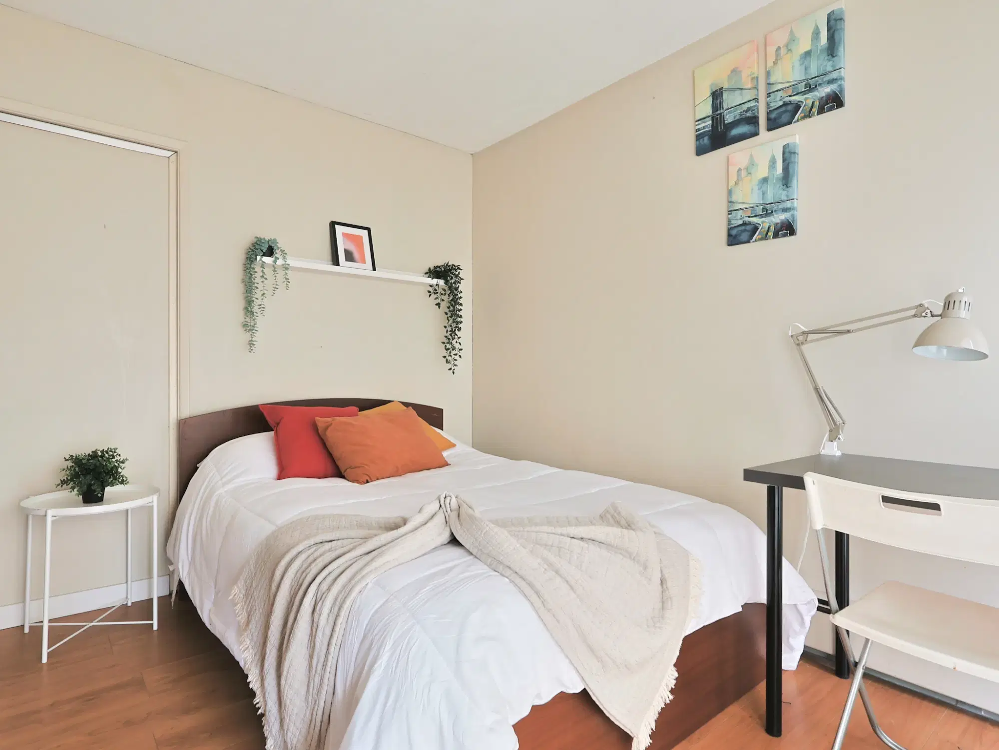 812 W 42nd Ave, Vancouver – Miami Room (1 Bed 1 Bath)